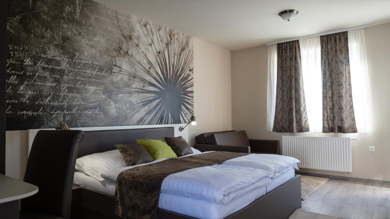 Fonix Apartman Lenti Exterior foto